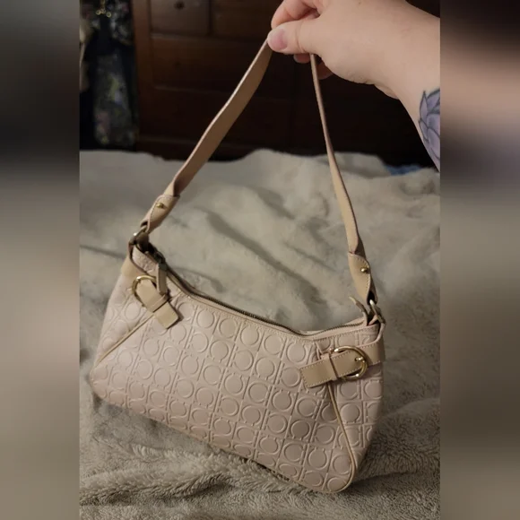 VINTAGE Salvatore Ferragamo Gancini shoulder bag pink/ beige Y2K - Picture 10 of 12